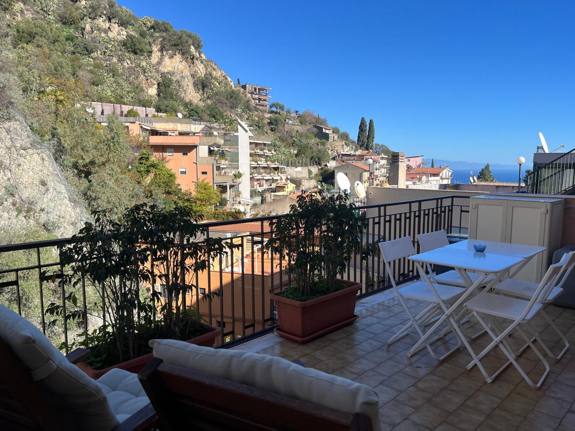 La Casa Di Andrea Appartement Taormina Buitenkant foto
